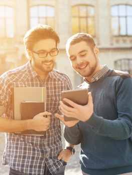 Ab in quia illo odio.